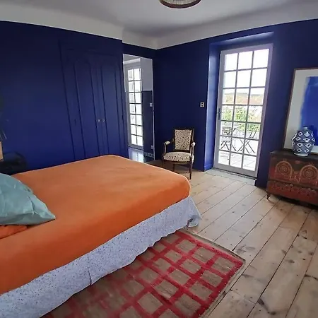 Magnifique Rosita 16 Pers آسكا